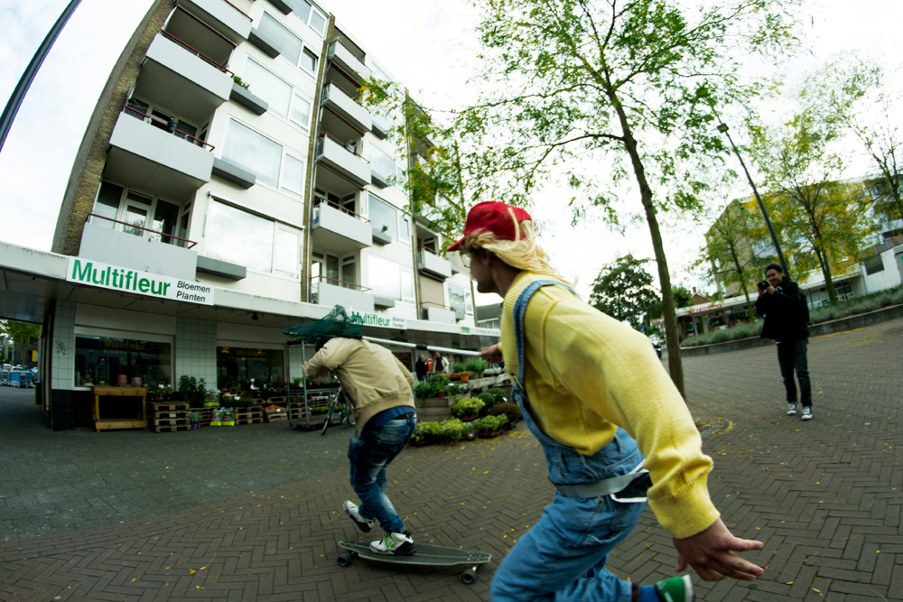 26-die-verrekte-rattenvanger-was-weer-helemaal-door-het-dolle-heen-en-ving-zelfs-een-voorbijkomende-longboarder